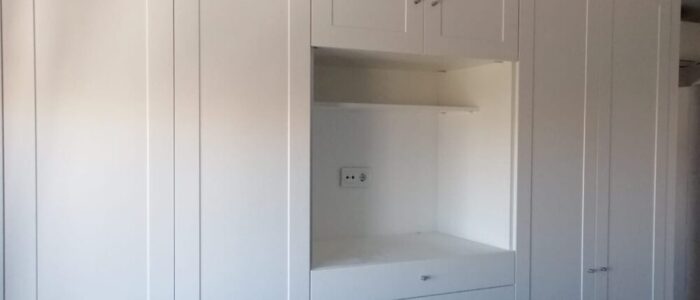 Armario-mueble-a-medida-2-1000x500